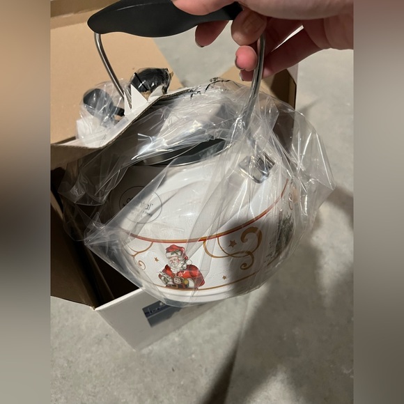 Chantal Twas Tea Kettle Christmas NWT - Picture 9 of 10